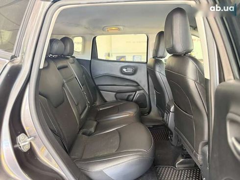 Jeep Compass 2018 - фото 24