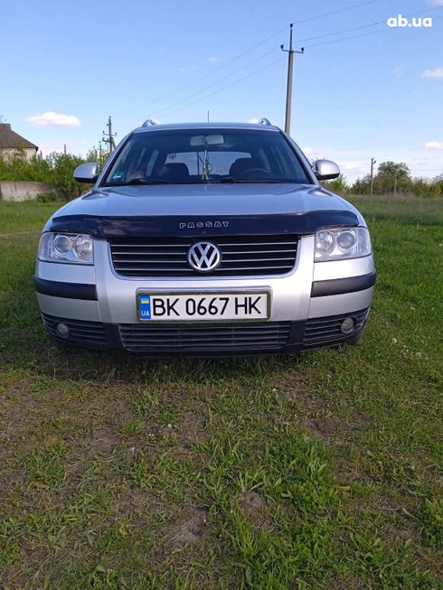 Volkswagen Passat 2001 серый - фото 15