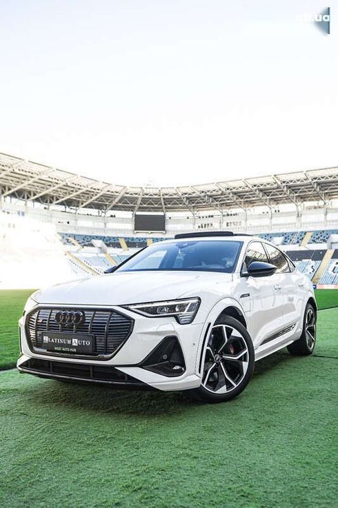 Audi Q4 Sportback e-tron 2021 - фото 12