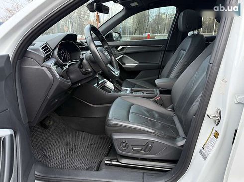 Audi Q3 2021 - фото 14