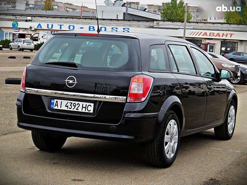 Opel Astra 2011 - фото 3