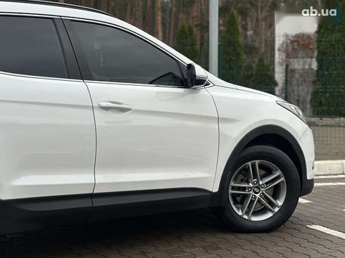 Hyundai Santa Fe 2017 - фото 12
