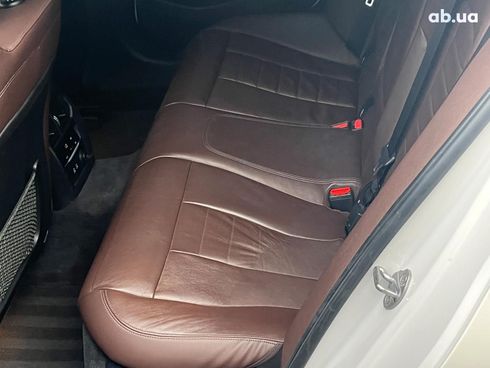 BMW 3 серия 2019 белый - фото 30