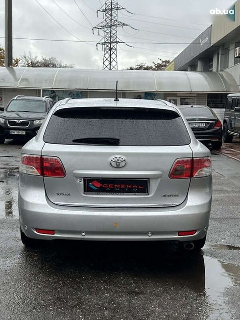 Toyota Avensis 2009 - фото 6