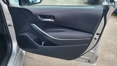 Toyota Corolla 2021 - фото 25