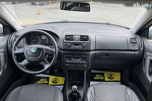 Skoda Fabia 2010 - фото 10