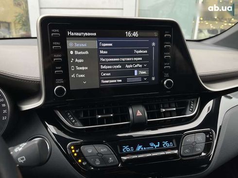 Toyota C-HR 2022 - фото 28