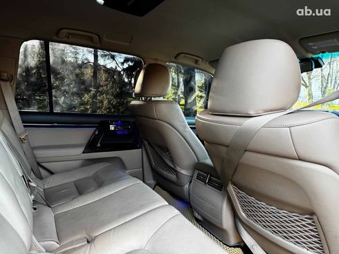 Toyota Land Cruiser 2012 черный - фото 35