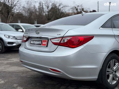 Hyundai Sonata 2013 серый - фото 13