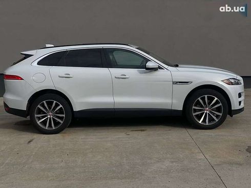 Jaguar F-Pace 2017 - фото 6