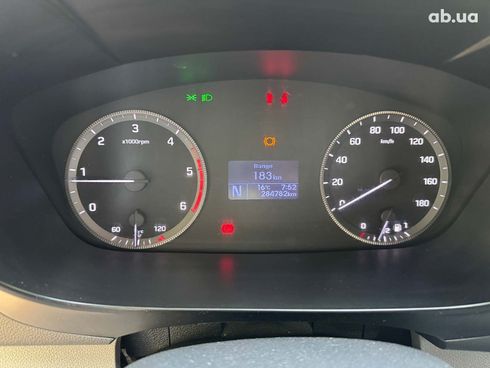 Hyundai H 300 2016 белый - фото 15