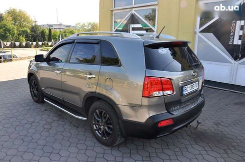 Kia Sorento 2011 - фото 10