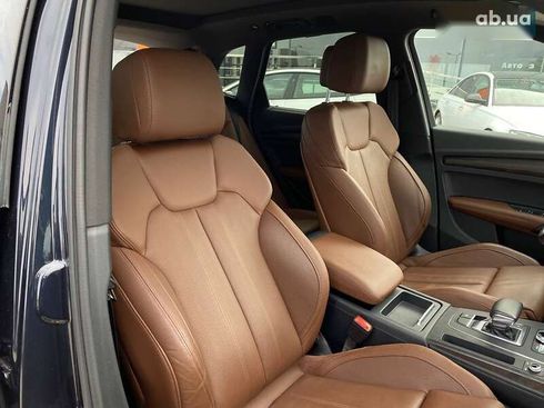 Audi Q5 2018 - фото 27