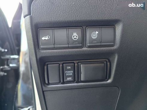 Infiniti QX80 2017 - фото 17