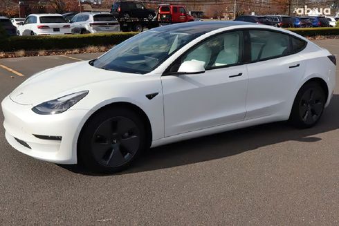 Tesla Model 3 2021 белый - фото 3