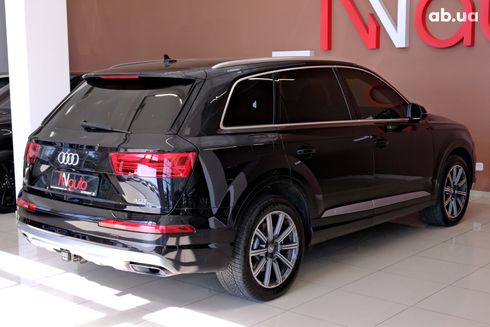 Audi Q7 2018 черный - фото 3