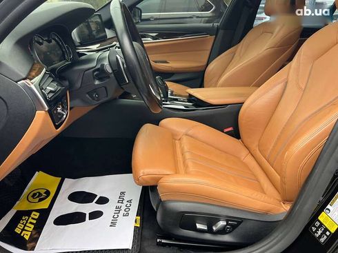 BMW 5 серия 2018 - фото 8