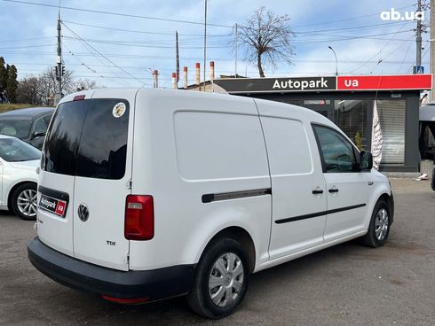 Volkswagen Caddy 2015 белый - фото 8