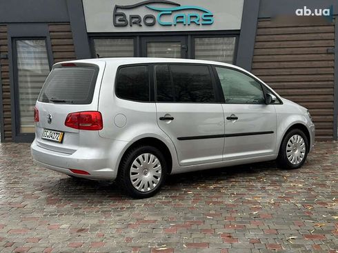 Volkswagen Touran 2013 - фото 5