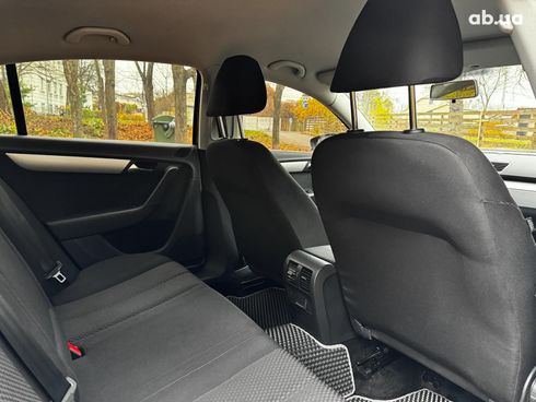 Volkswagen Passat 2011 серый - фото 26