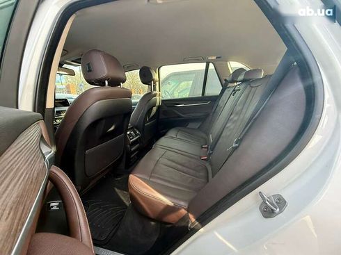 BMW X5 2016 - фото 11