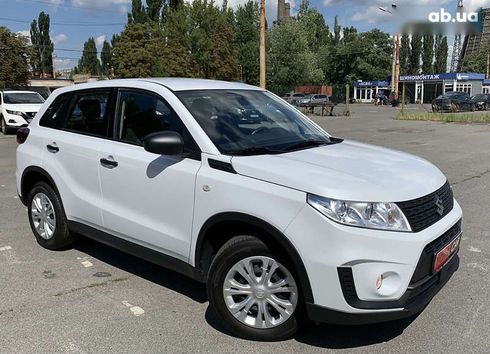 Suzuki Vitara 2021 - фото 10