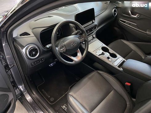 Hyundai Kona Electric 2021 - фото 29