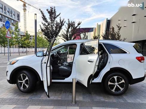 Kia Sorento 2015 - фото 10