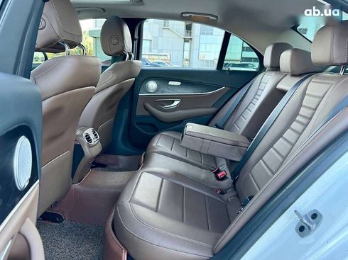 Mercedes-Benz E-Класс 2019 - фото 26