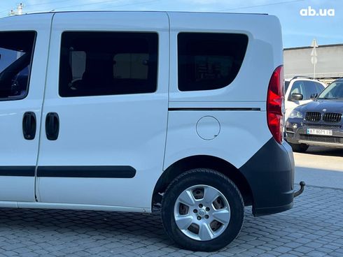 Opel Combo Life 2013 белый - фото 5