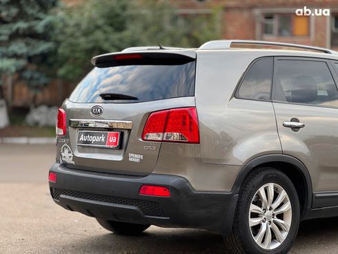 Kia Sorento 2012 серый - фото 11