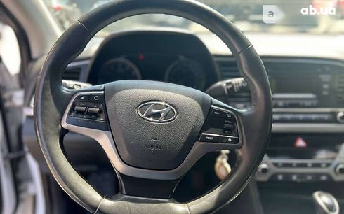 Hyundai Elantra 2018 - фото 13