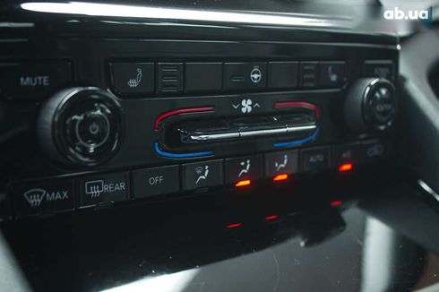 Jeep Grand Cherokee 2022 - фото 20