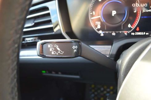 Volkswagen Touareg 2018 - фото 22