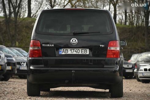 Volkswagen Touran 2004 - фото 9