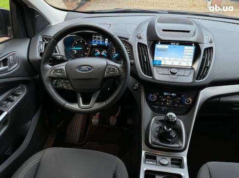 Ford Kuga 2018 серый - фото 10