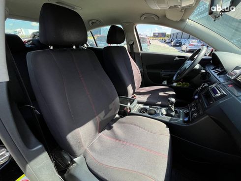 Volkswagen passat b6 2007 черный - фото 31