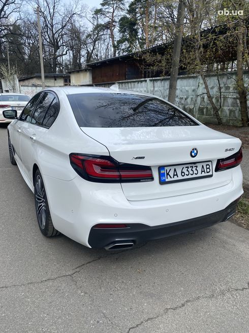 BMW 5 серия 2017 белый - фото 5