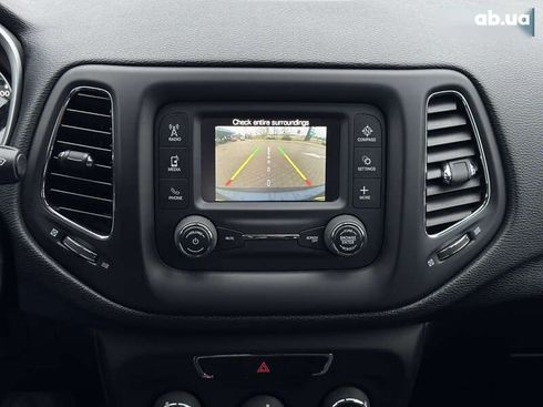 Jeep Compass 2018 - фото 30