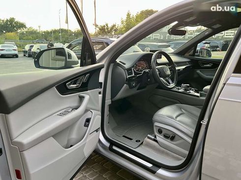 Audi Q7 2017 - фото 15