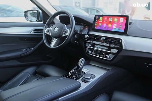 BMW 5 серия 2021 - фото 14