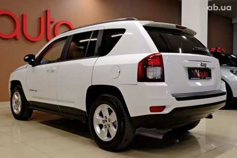 Jeep Compass 2015 белый - фото 3