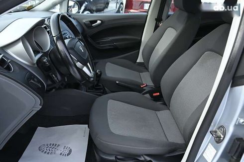 SEAT Ibiza 2011 - фото 18