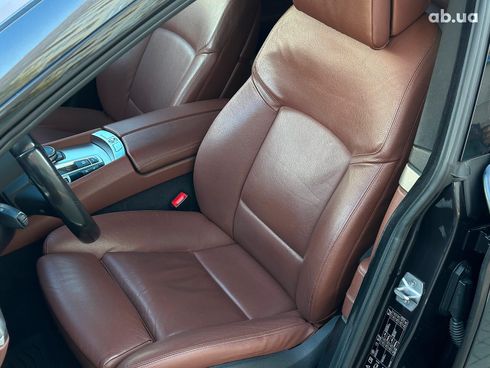 BMW 5 серия 2015 серый - фото 17