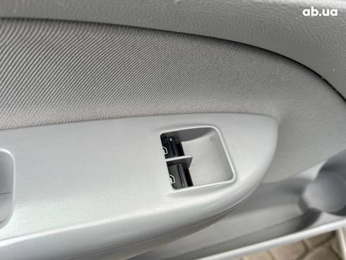 Skoda Octavia 2010 серый - фото 16