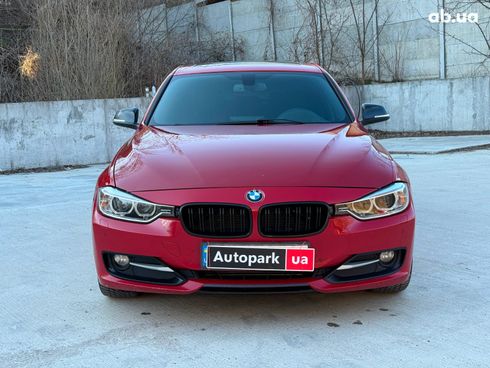 BMW 3 серия 2015 красный - фото 4