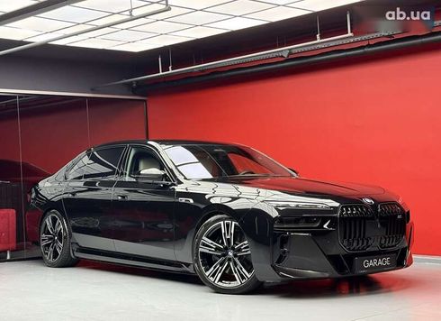 BMW 7 серия 2023 - фото 15
