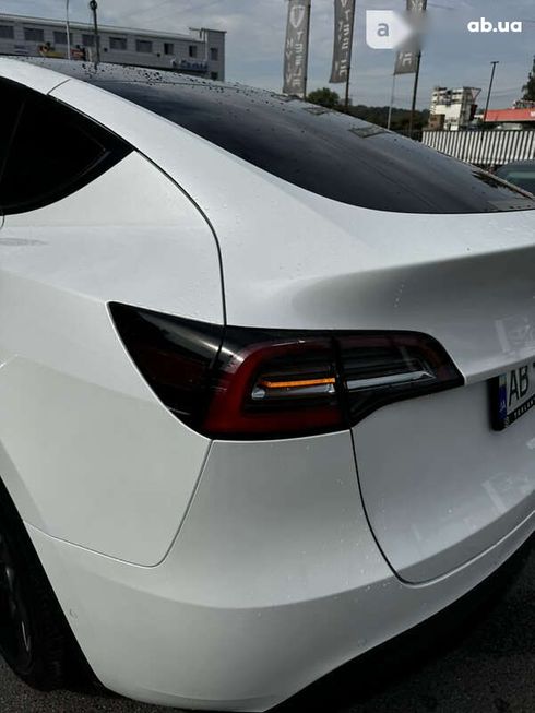 Tesla Model Y 2021 - фото 17