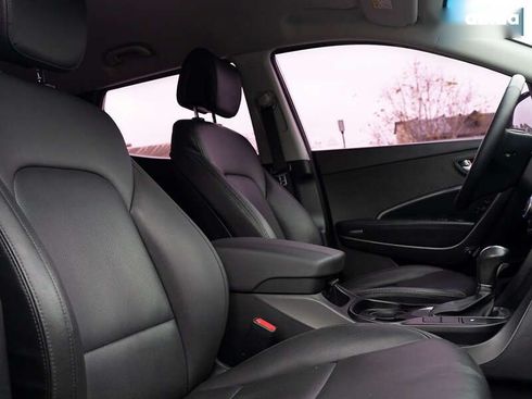 Hyundai Santa Fe 2012 - фото 30