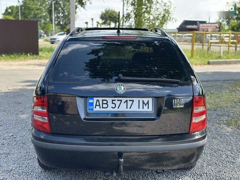 Skoda Fabia 2002 - фото 16